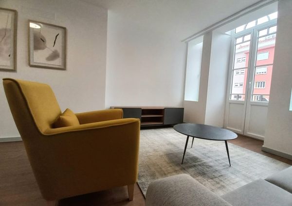 1 bedroom flat for rent in the city centre of Aveiro overlooking the Avenue!