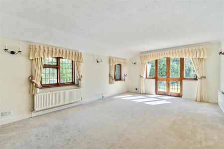 4 bedroom bungalow to rent - Photo 3