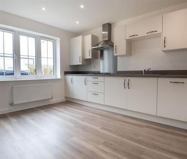 3 bedroom end of terrace house to rent - Photo 5