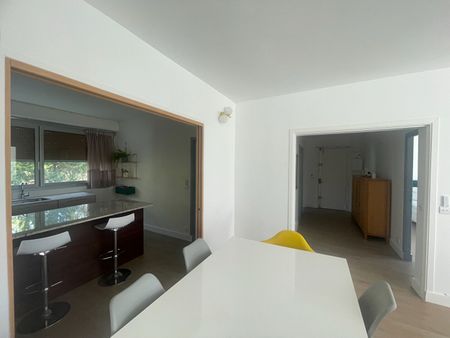 Location Appartement 3 pièces 77m² - Photo 3