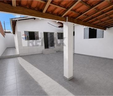 Casa Térrea com Suíte Externa Independente, Edícula e Quintal Gourm... - Foto 2