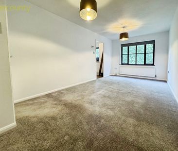 Rushes Court, CM23, Bishop'S Stortford - Photo 1