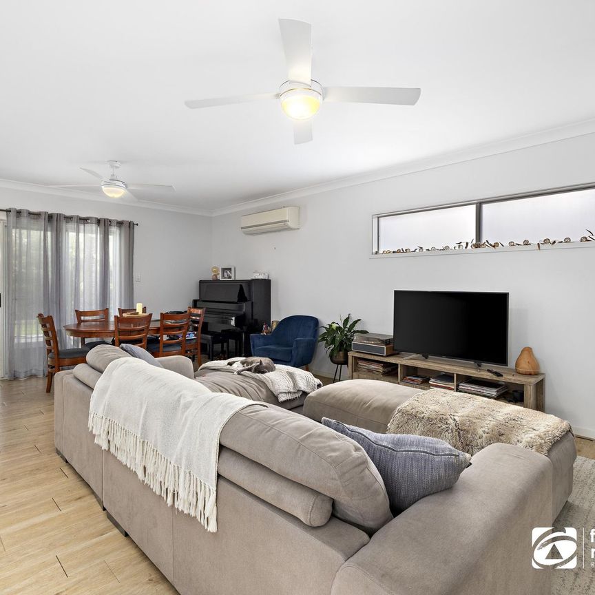 4 BEDROOM FAMILY HOME IN QUIET CUL-DE-SAC -SIDE ACCESS FOR BOAT OR CARAVAN. NB: RENT TO INCREASE TO $825 - 2 MONTHS AFTER LEASE COMMENCES - Photo 1