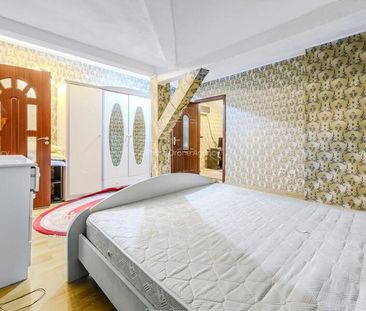 Piata Unirii, studio mansarda atipica ideal 1-2 persoane (inaltime ... - Fotografie 5