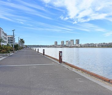 One Bedroom Unit - Great Location - Photo 5