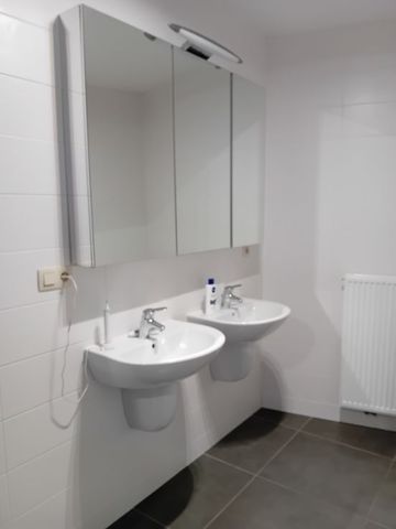 Appartement te huur - Foto 5