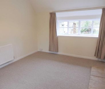 2 bedroom end of terrace house to rent - Photo 3