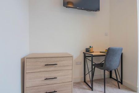 1 bedroom flat to rent - Photo 2
