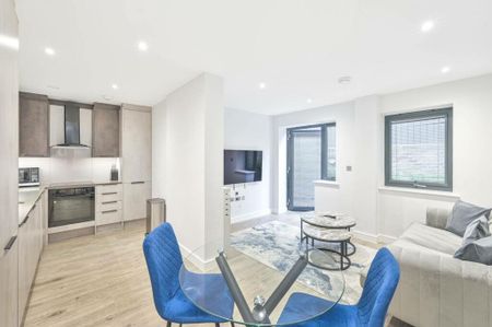 2 Bed Flat, Holocene Court, NW9 - Photo 3