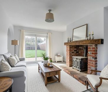 3 bedroom detached house to rent - Photo 1