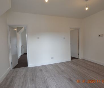 2 Bed Flat, Park Street, LU1 - Photo 4