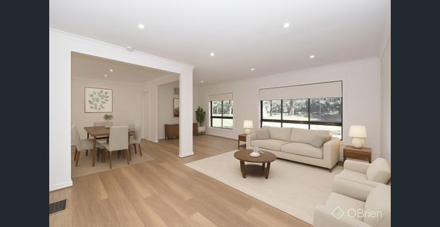 Spacious family home in the heart of Mordialloc - Photo 1