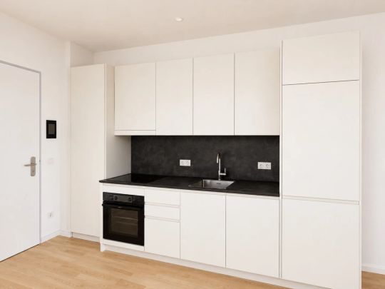 East Side Studio – Urban Living im Hochhaus - Photo 1