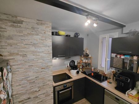 RIOM F3 52m² MEUBLE rés Bellevue - Photo 4