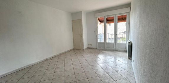 Location Appartement 2 pièces 39m² CARPENTRAS 84200 - Photo 2