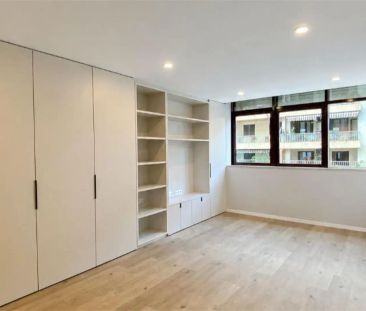 Apartamento de alquiler en Carrer de Jordi Villalonga I Velasco, 2,... - Photo 5