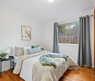 A Warm and Welcoming Family Home in the Heart of Ferntree Gully - Photo 6