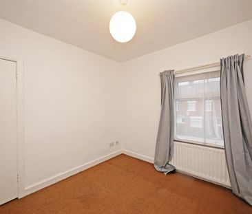 38 Ava Park, - Photo 4