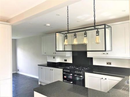 3 bedroom townhouse to rent - Photo 5