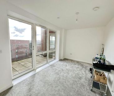 2 bedroom flat to rent - Photo 3