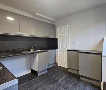 1 bedroom terraced house to rent - Photo 3