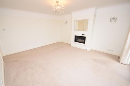 Oxford Drive, Thornton Hough - Photo 2