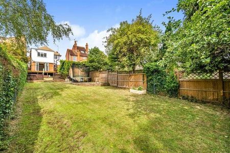 Blenheim Road, Caversham, Reading, RG4 - Photo 2