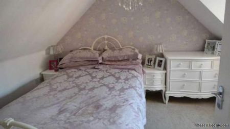 3 bedroom property to rent in Reading - Photo 2