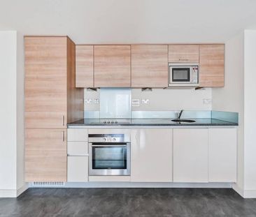 1 bedroom flat to rent - Photo 6