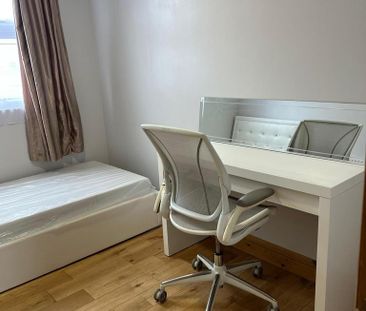 House share to rent - Photo 6
