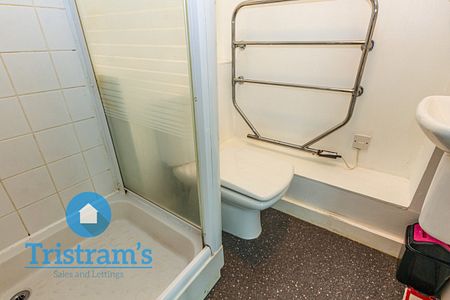 References Pending - 2 bed Apartment - Photo 4