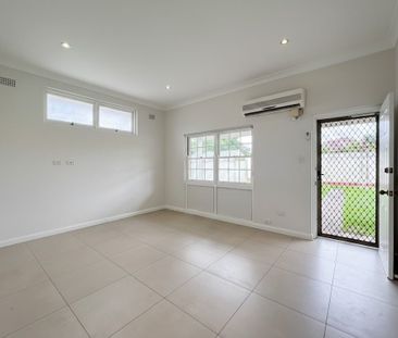 BEAUTIFUL FAMILY HOME - Photo 1