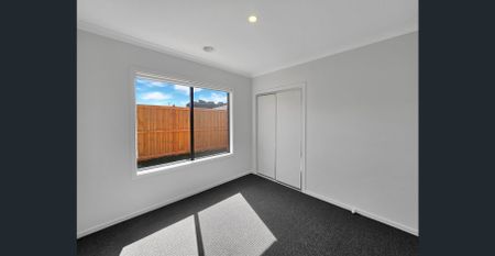 Modern Family Home in Charlemont! - Photo 4