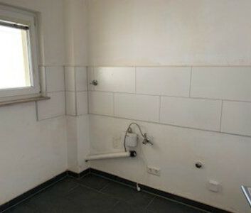 Beste Aussicht ins Grüne mit Balkon und Aufzug! - Photo 2