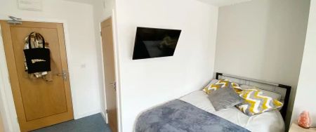 Standard Studios - Photo 4