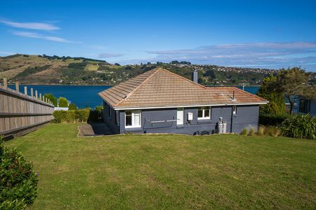 Three bedroom with views! - Photo 3