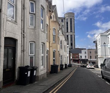 1 bedroom house of multiple occupation to rent - Photo 2