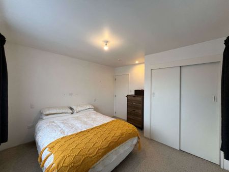 Petone 2 Bedrooms - Photo 3