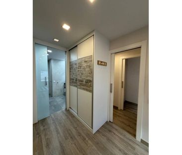 Piso de alquiler en Calle Fiveller, Gràcia - Photo 5