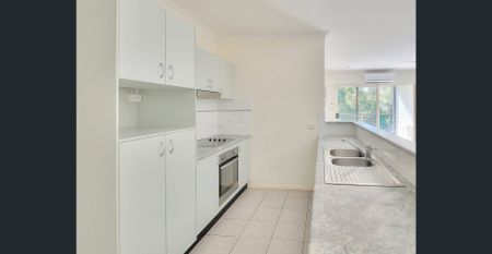 MODERN 3 BEDROOM APARTMENT @ CALAMVALE CENTRAL! - Photo 3