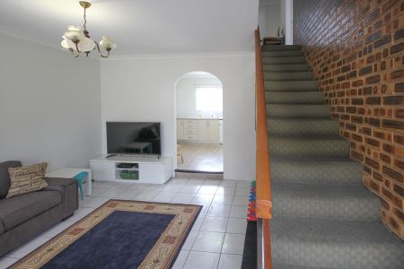 2/69 Douglas Street, 4120, Greenslopes Qld - Photo 5