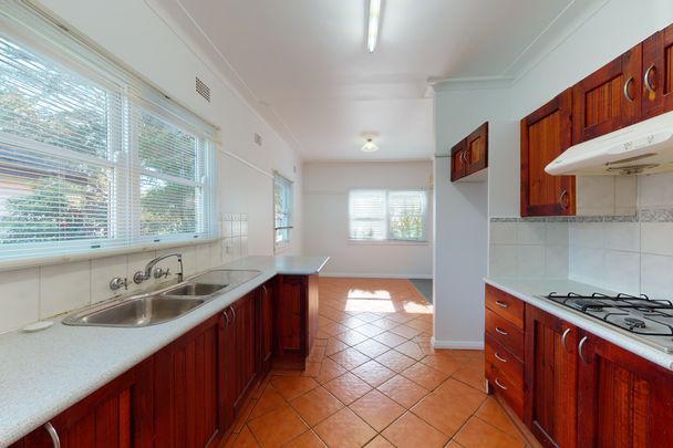 17 Bardia Road, Shortland NSW 2307 - Photo 1