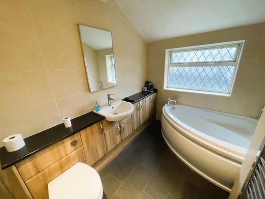 3 bedroom semi-detached house to rent - Photo 1