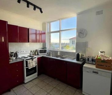 Bondi Beach - Photo 5