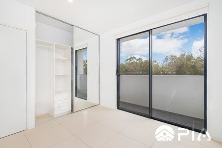 Modern 2-Bed, 2-Bath Apartment with Secure Parking in Wentworthville!! Move in Now!! - Photo 4