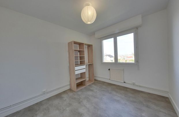 Allées de Morlaas - Appartement 3/4 pièces avec Vue PYRENEES, Balcons Cave et Garage privé, - Photo 1