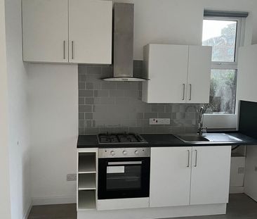 1 Bed Flat, Aldrington Road, SW16 - Photo 6