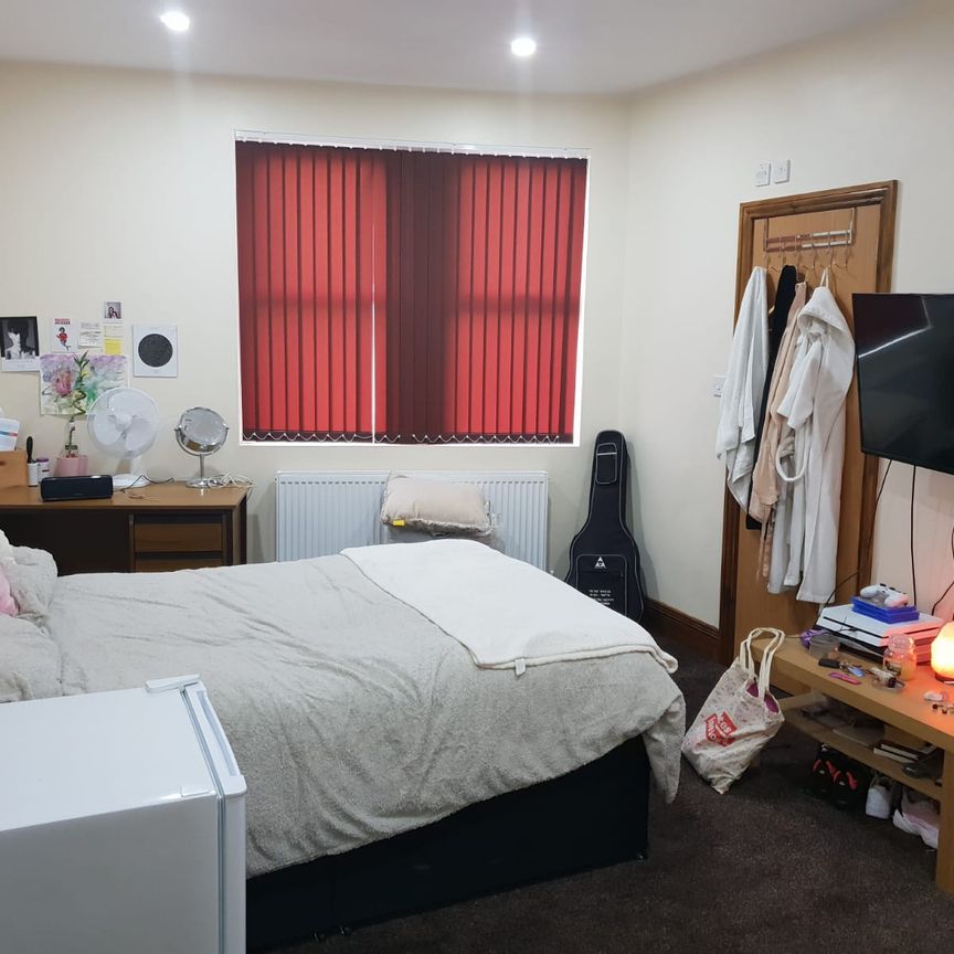 254 Edward Road Birmingham - Photo 1