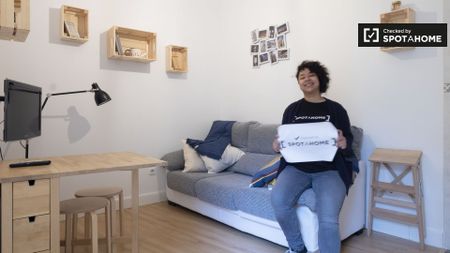 madrid, Community of Madrid 28005 - Photo 2