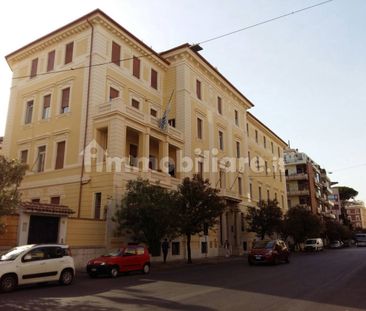 Villa unifamiliare via Giovanni Battista Pergolesi, Parioli, Roma - Photo 1
